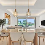 Benalus Ii Luxury By Finest Μαρμπέλλα