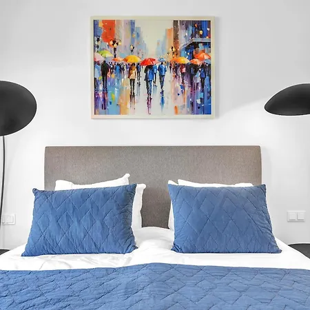 Benalus Ii Luxury Apartment